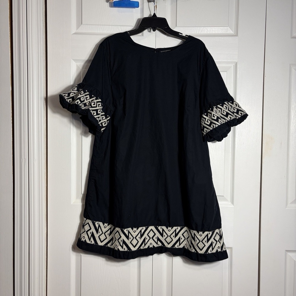 Banana Republic Factory Embroidered Mini Dress Women XL Black Short Sleeve Shift